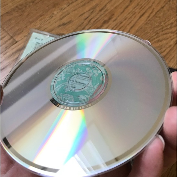 Bundle 3 for $10 Home for Christmas featuring various artists EUC - Picture 5 of 5